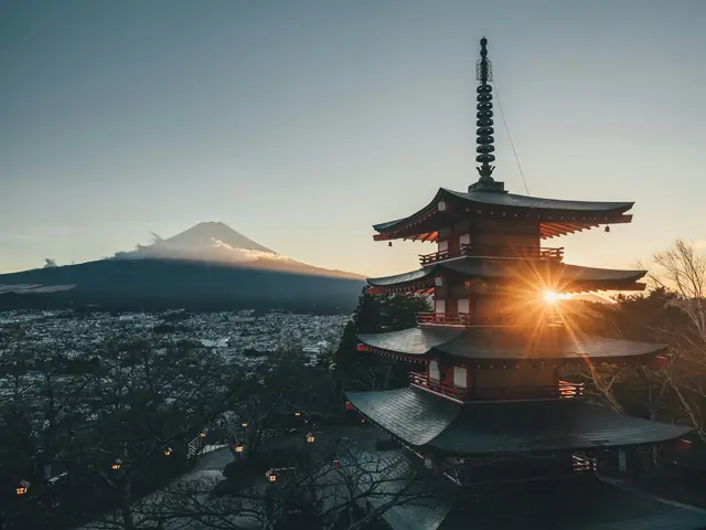 Pagode vor dem Fuji in Japan